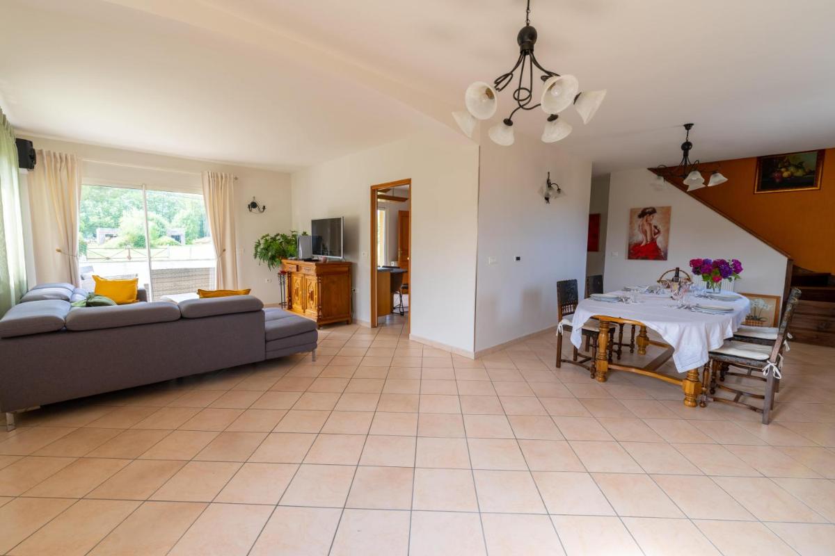 Chambre privée de 12m² dans une maison toute équipée - Housity