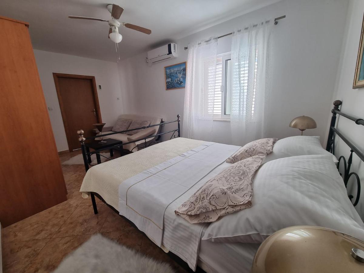 Holiday Apartment 1 - Housity