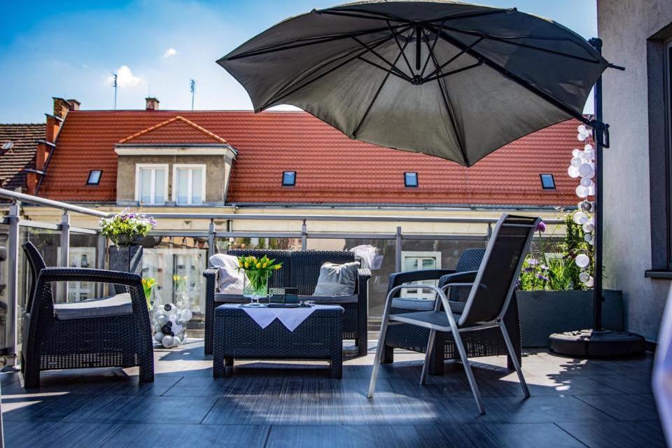 Pokoje gościnne Tęczowa - Housity