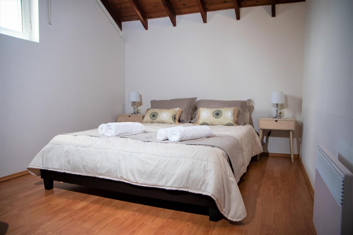 Grey Haven Luxury Villa - Housity