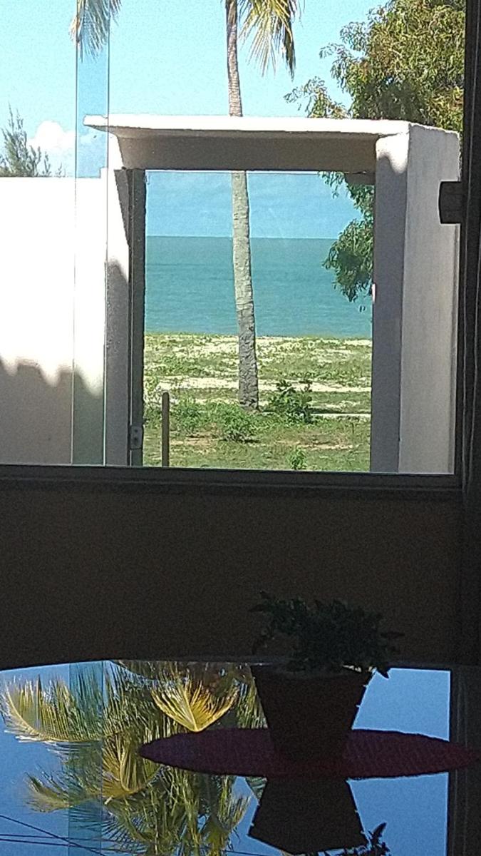 O Paraíso é Aqui Abrolhos - Suíte privativa, cama de casal, ar condicionado e TV - Café da manhã de frente para o mar - Housity