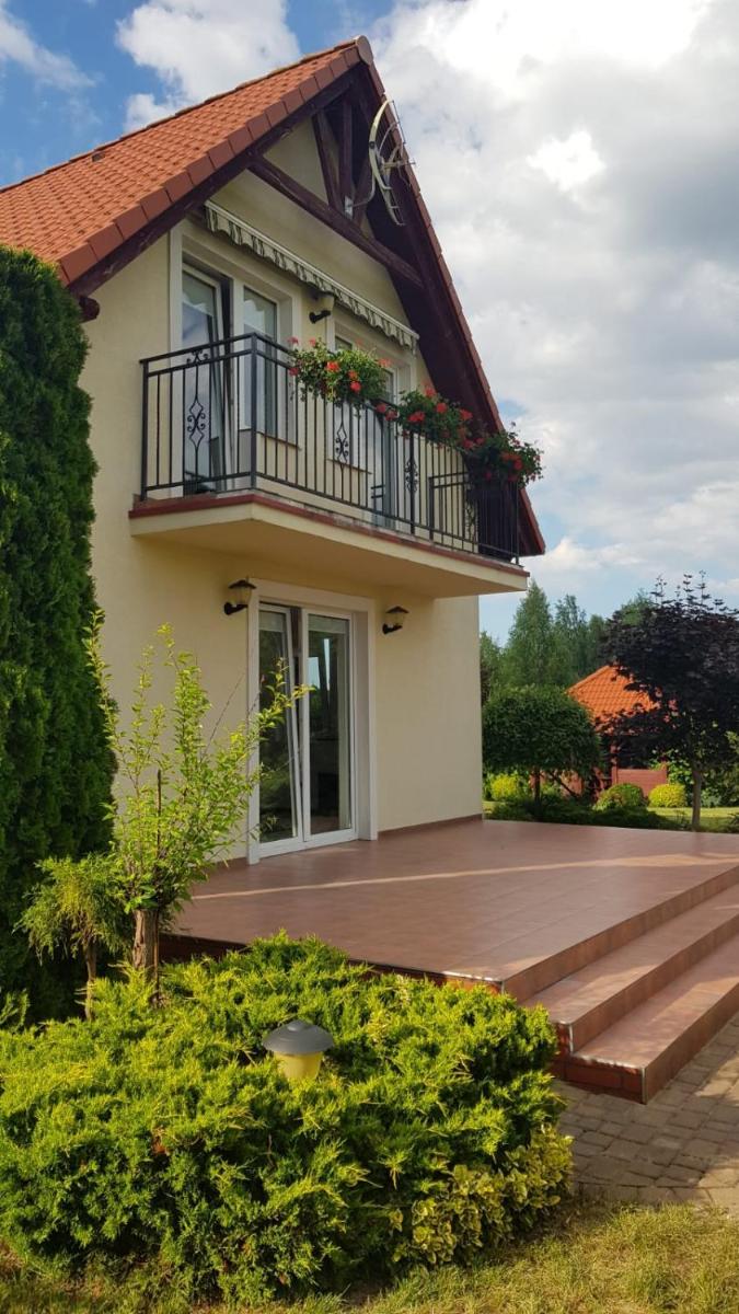 Dom Wakacyjny Z Widokiem Na Jezioro w Borzechowie - Housity