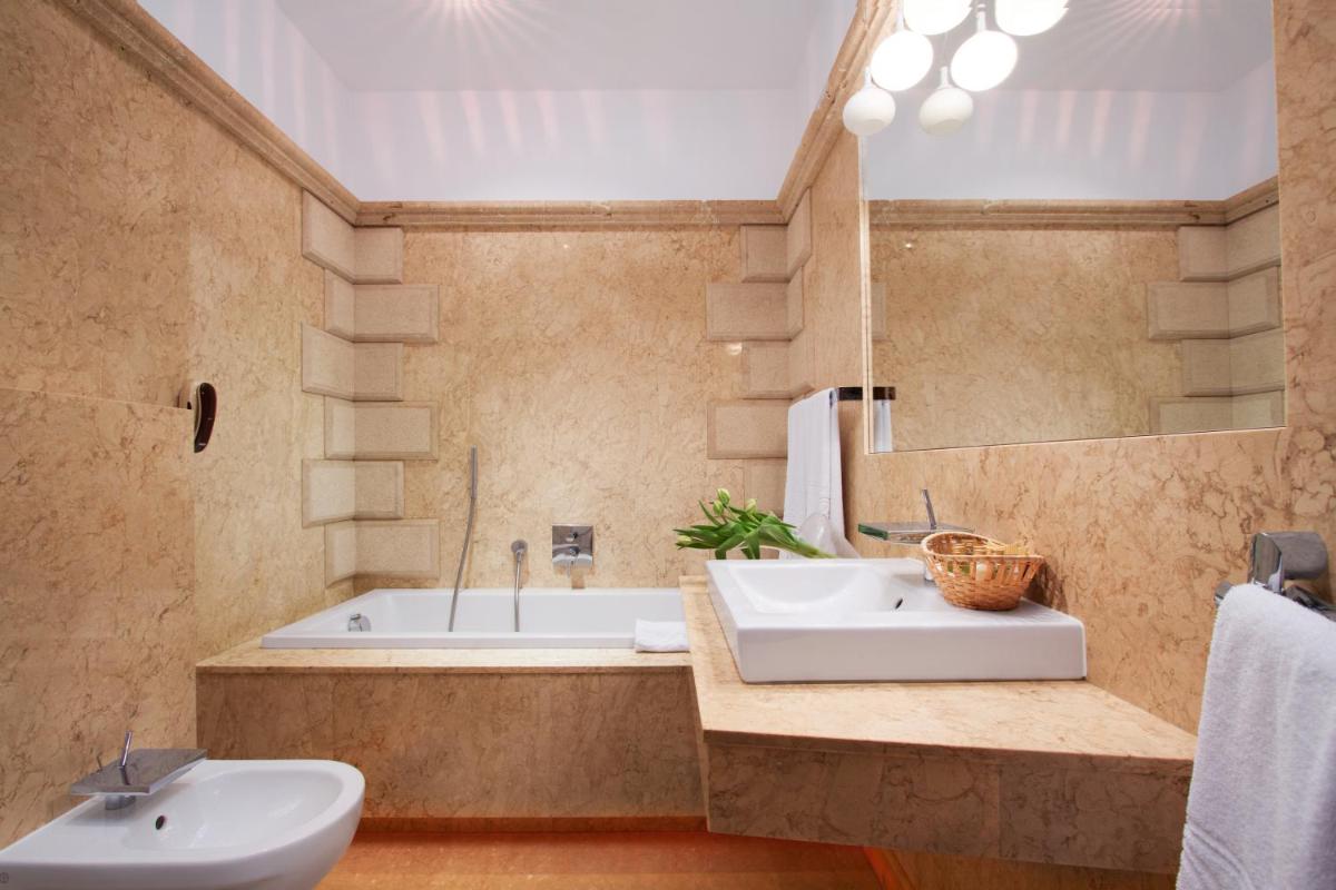 Hotel Rubinstein - Housity