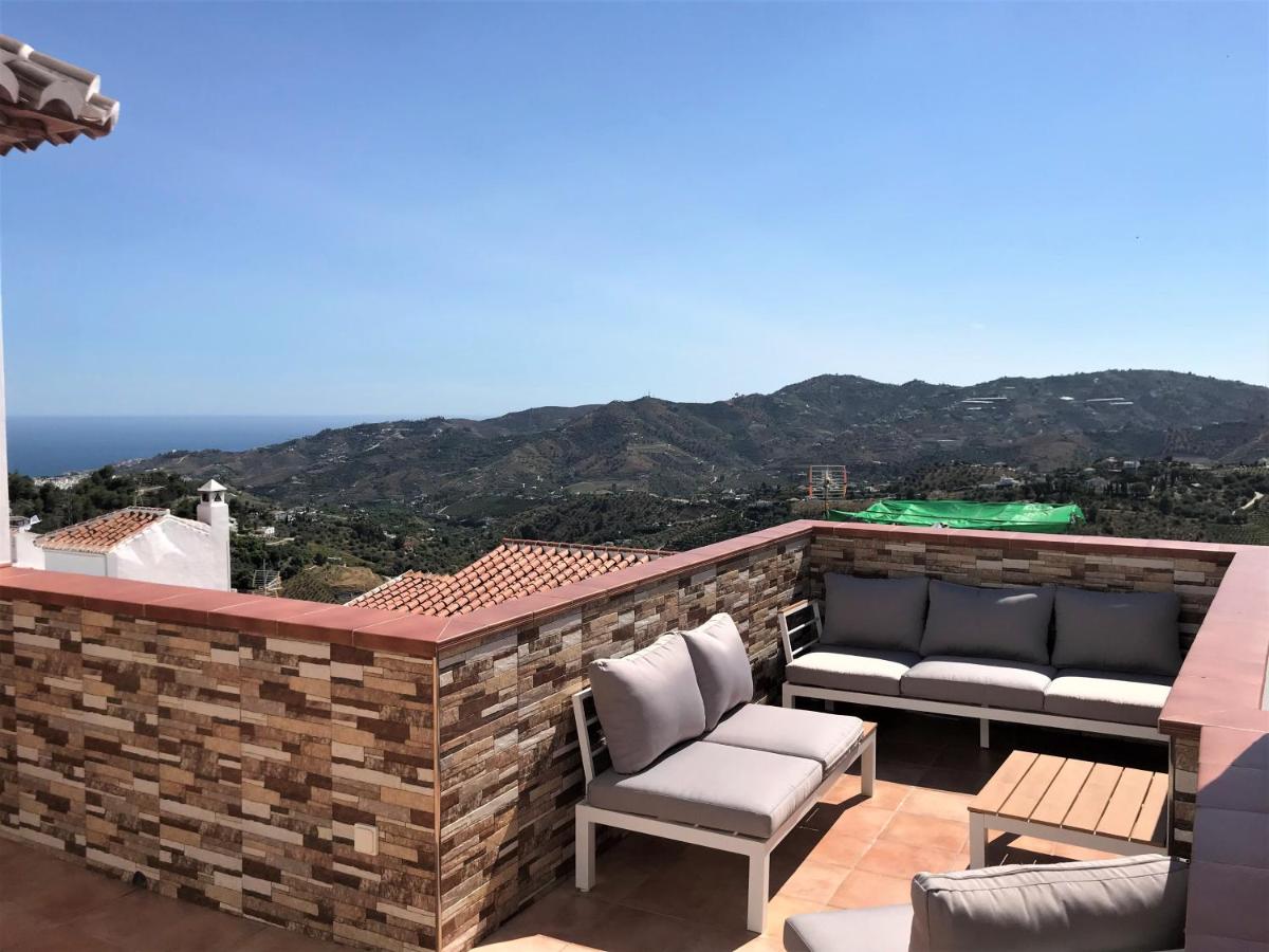 Leyre's House - Terrace & Sun - Housity