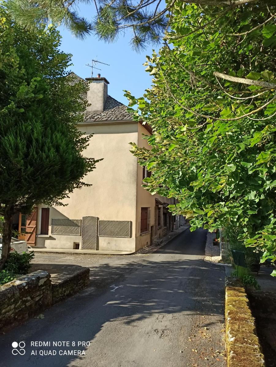 Maison de village 6/9 prs - Housity