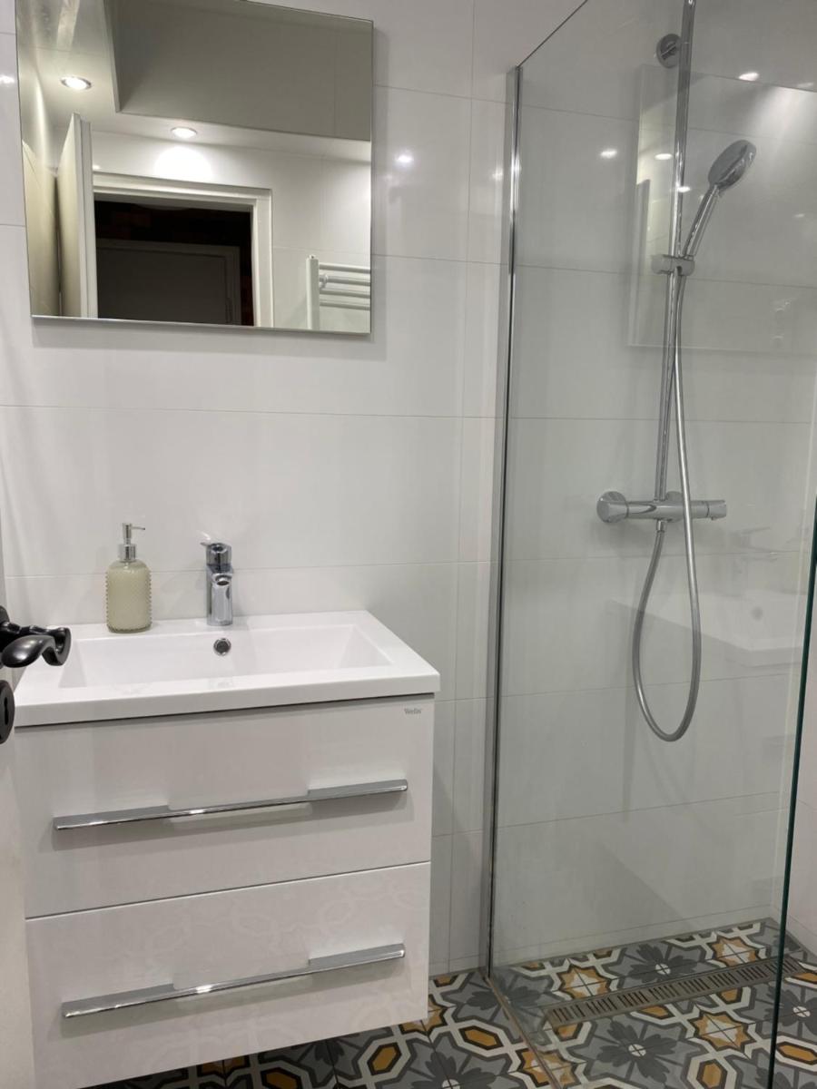 Home Sweet Apartment - Housity