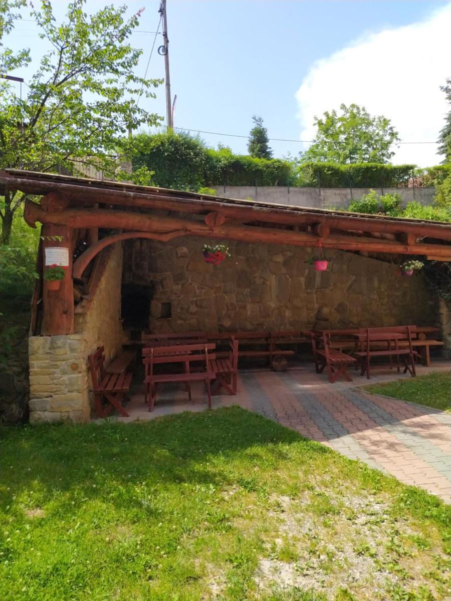 Gackówka - Housity