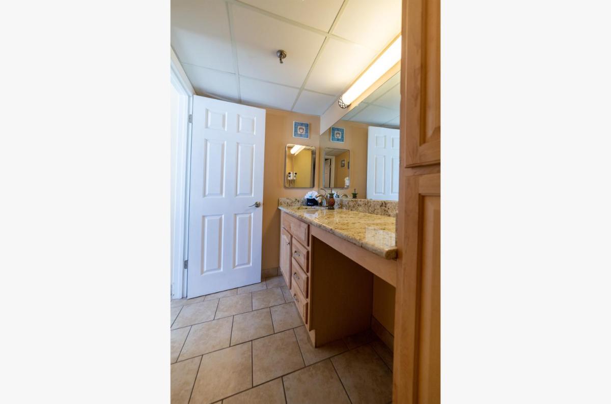 Watercrest 1004 'Neptune's Reef' - Housity