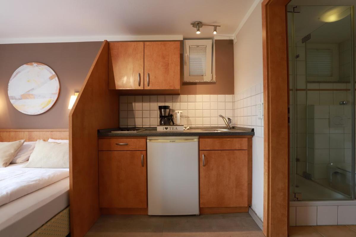 Hofgut Langenborn Wohnen auf Zeit möblierte Apartments Aschaffenburg Alzenau Frankfurt - Housity