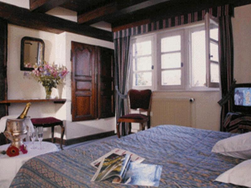 Auberge et Hostellerie Paysanne - Housity