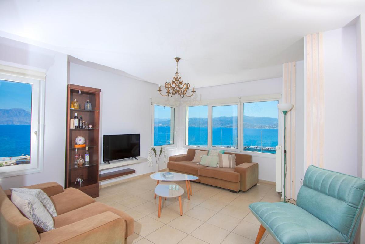 Marina House - Housity