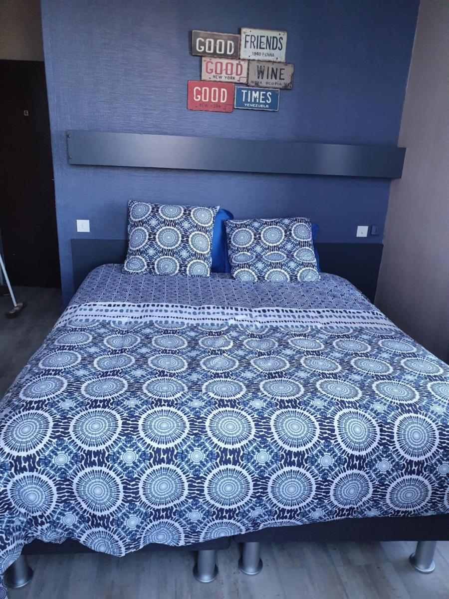 caveau du rond point - Housity