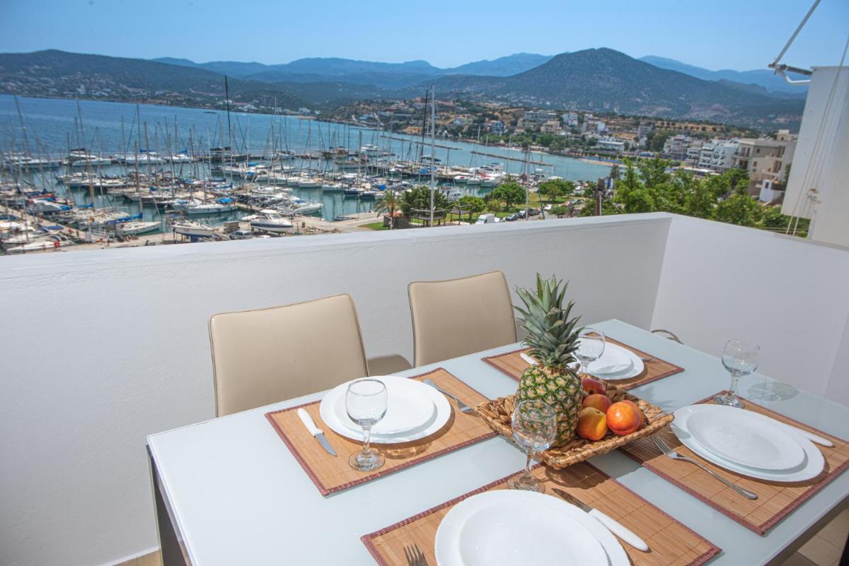 Marina House - Housity