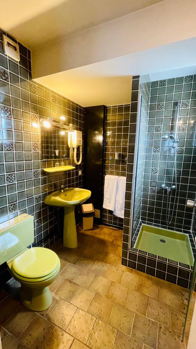 Hôtel le cygne - Housity