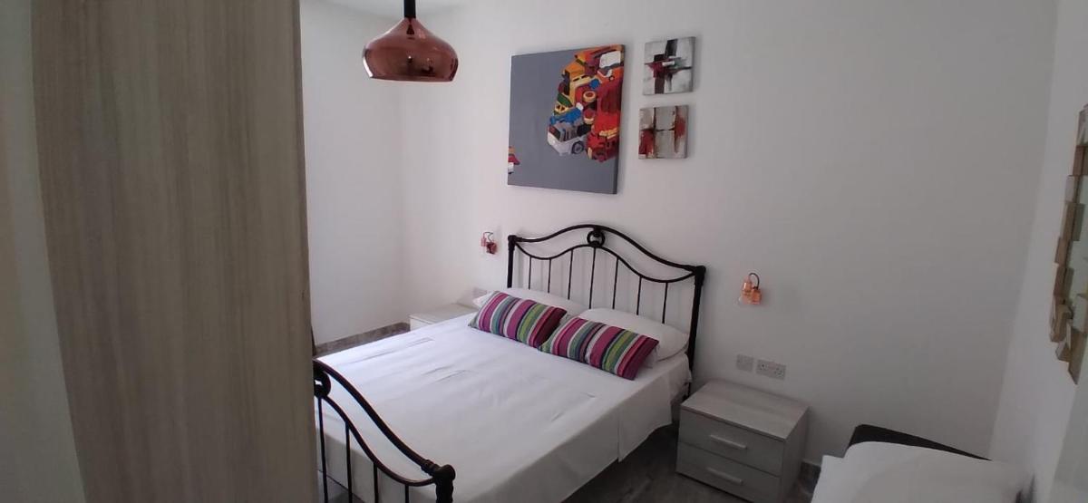 Suitetrails - The Penthouse Flat-terrace&view