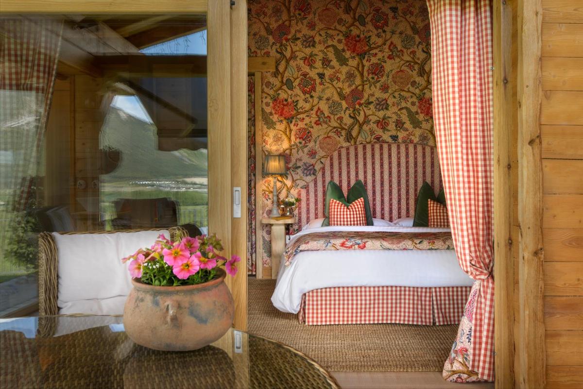 Cama o camas de una habitación en Hotel Viñas de Lárrede
