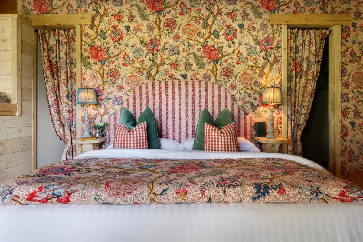 Cama o camas de una habitación en Hotel Viñas de Lárrede