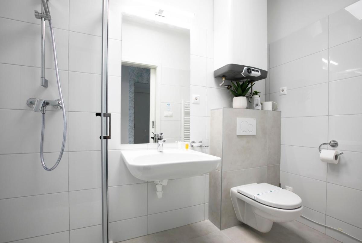 Hotel HENDI CENTRUM - Hizvo