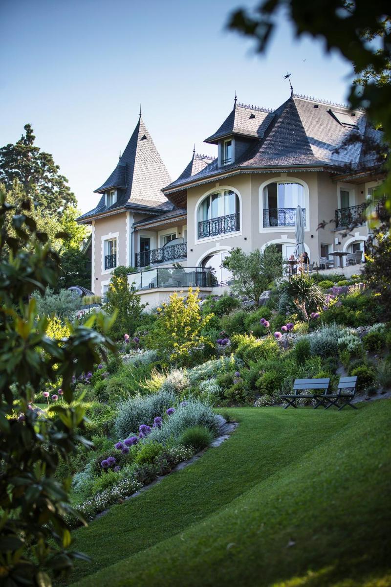 Jardin de l'établissement Hôtel L'Incomparable Aix-Les-Bains