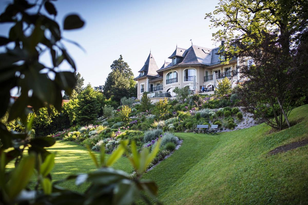 Jardin de l'établissement Hôtel L'Incomparable Aix-Les-Bains