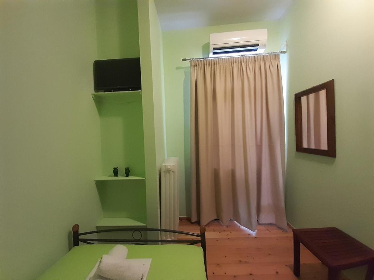 Christina Guest House - Housity