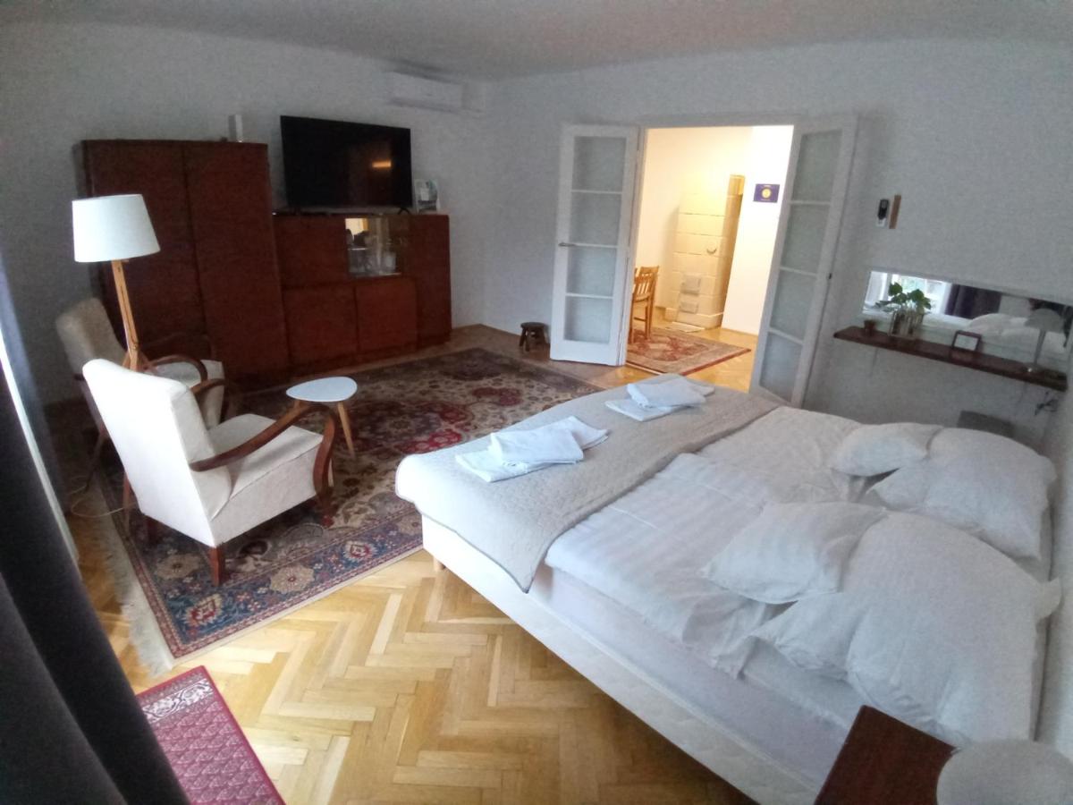 Deák apartmanok - Housity