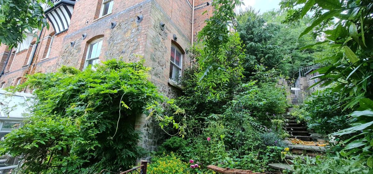 The Duke's Retreat - Housity