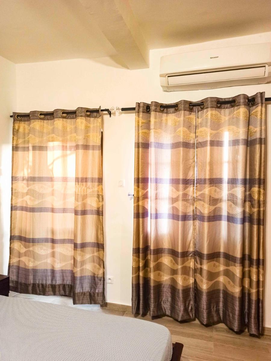 Appartement F4 Climatisé niveau Etage à Totsi près de la maison ADEBAYOR - Housity