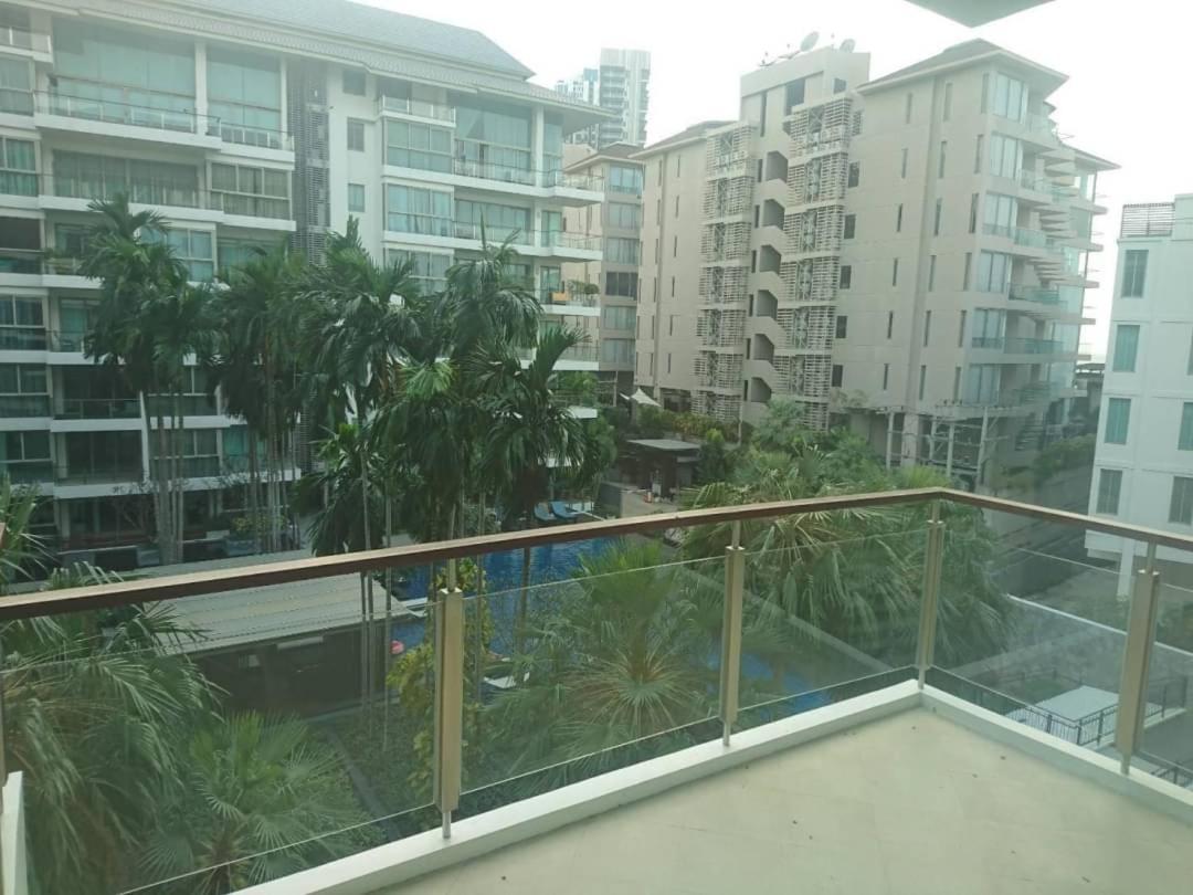 Huge 1 Bedroom for Rent, Wongamat - Housity