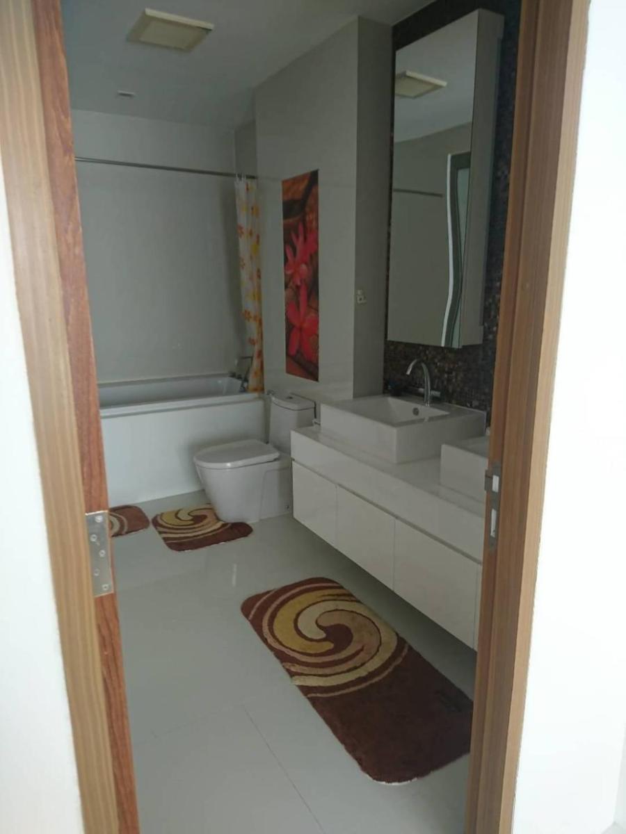 Huge 1 Bedroom for Rent, Wongamat - Housity