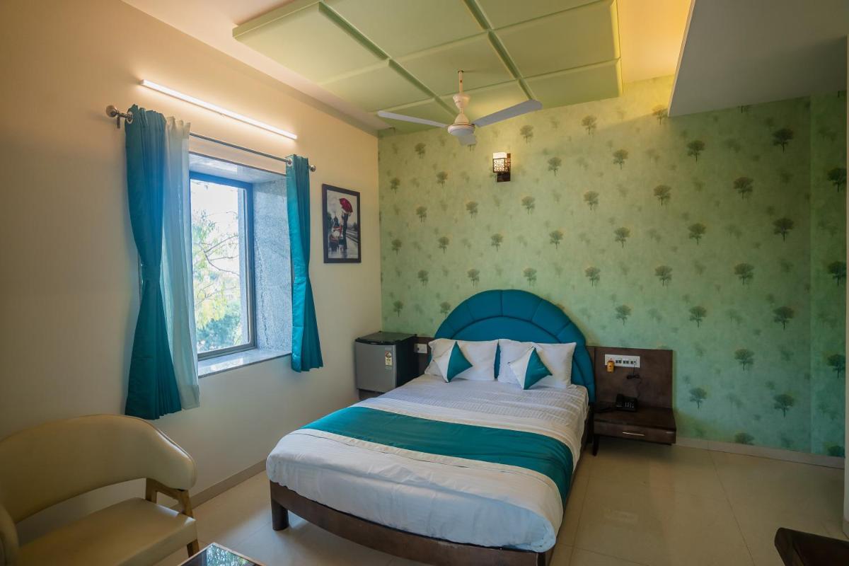 Suitetrails - Hotel New Panchratna