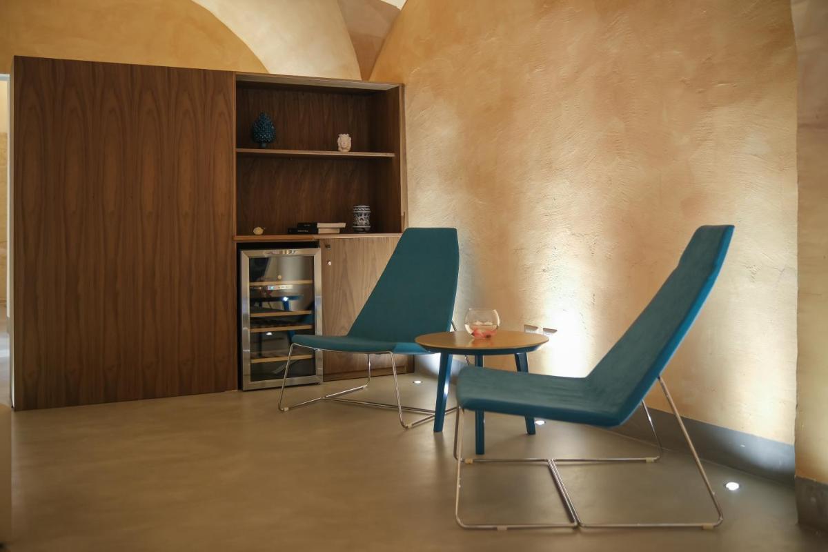Regina Bianca - Camere, Suite & Spa - Sciacca - Housity
