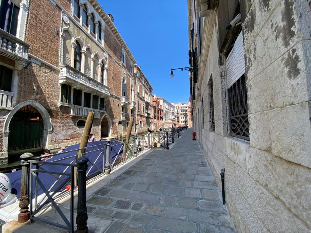LN HOMES VENICE - San Marco Canal View - Housity