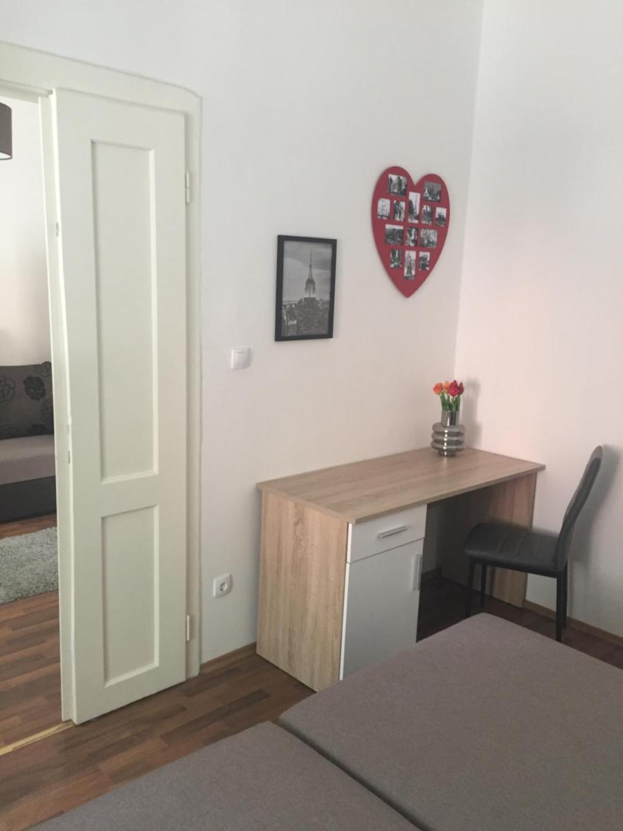 Kistímár Apartman - Housity