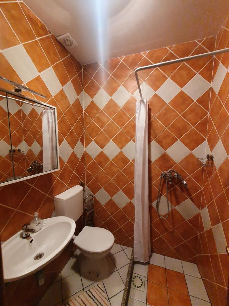 Apartma Lu - Housity