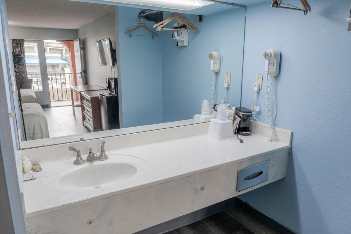Sandcastle Inn - Housity