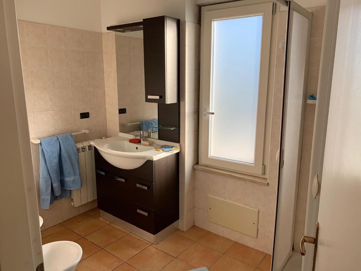 Marsardina Sofia - Housity