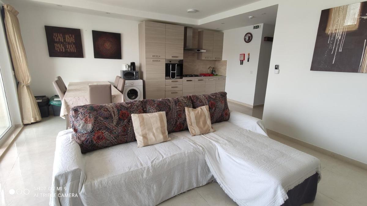 Aquamarine Sea Front Apartments - Third Floor - Housity