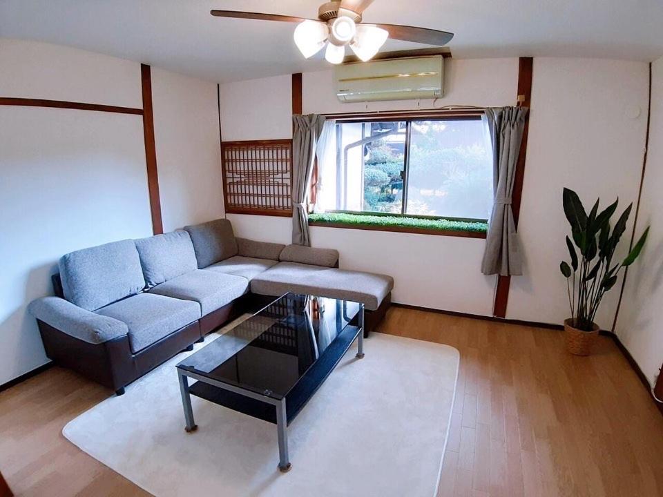 Wぴーす（W PEACE) - Housity
