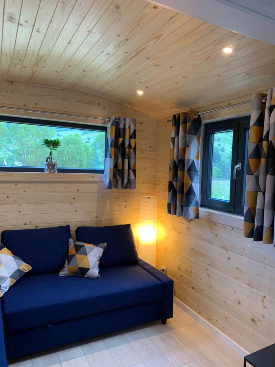 La Casuta din Ciocanesti Art - Housity