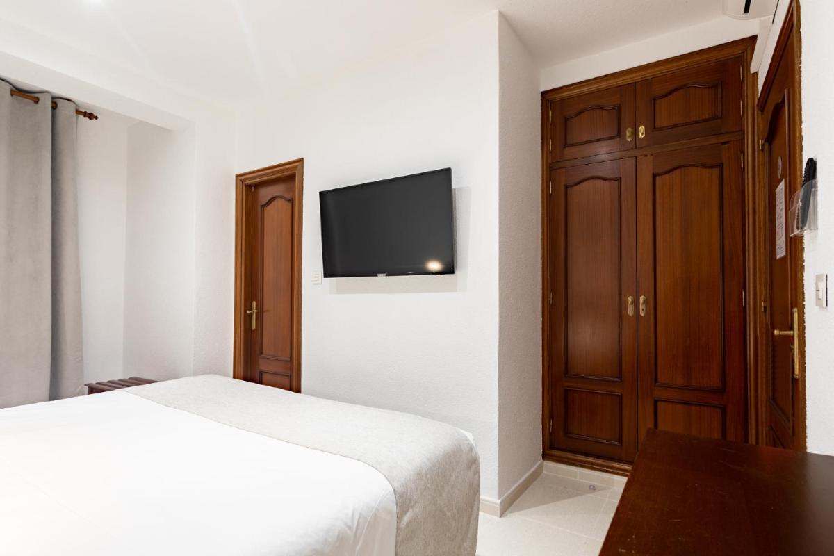 Suitetrails - Hostal La Costa