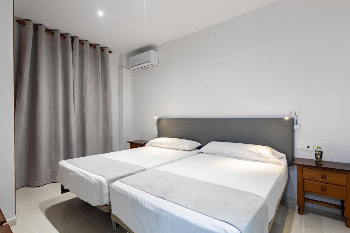 Suitetrails - Hostal La Costa