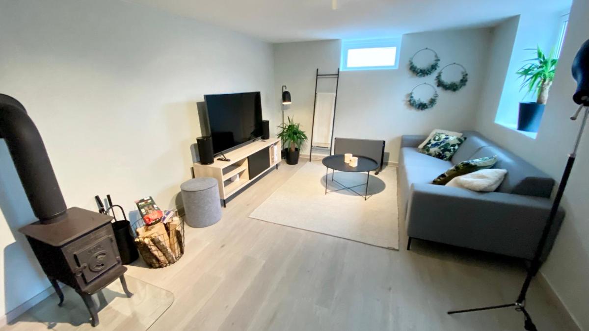 Two bedroom apartment near the city centre. - Hizvo
