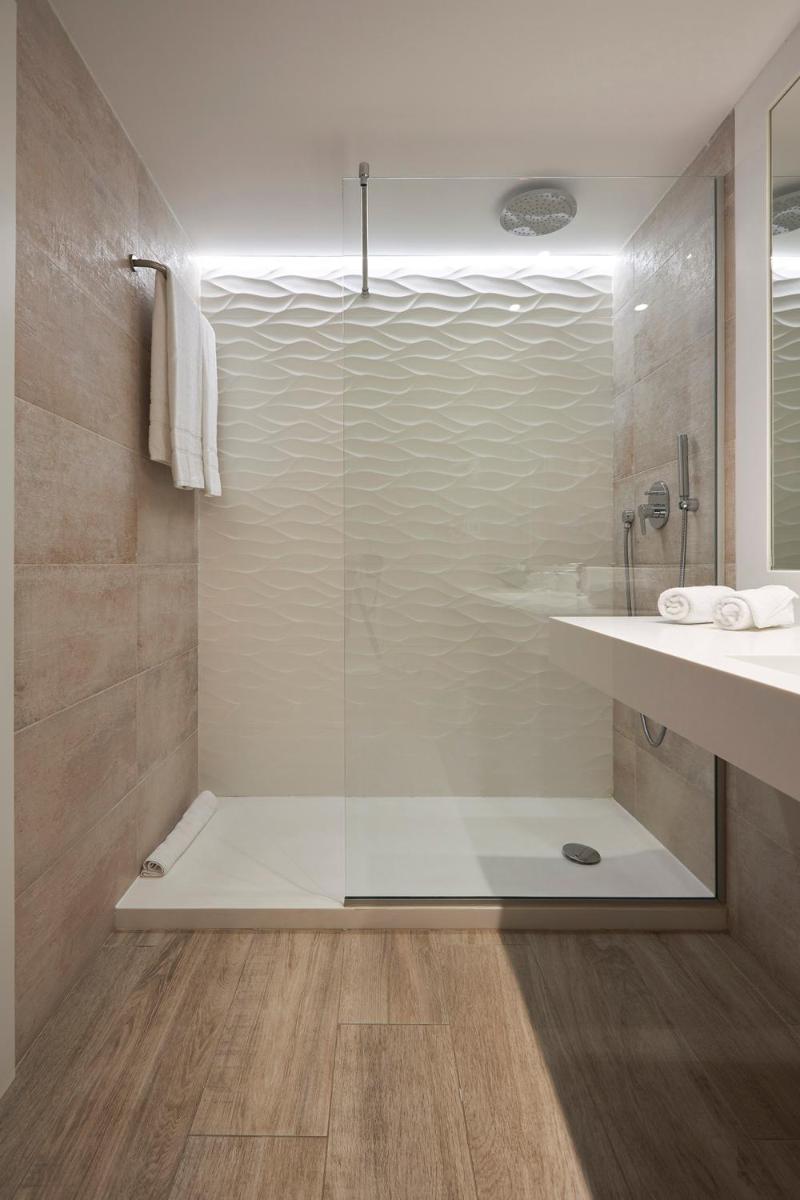 Un baño de Ibiza Corso Hotel & Spa