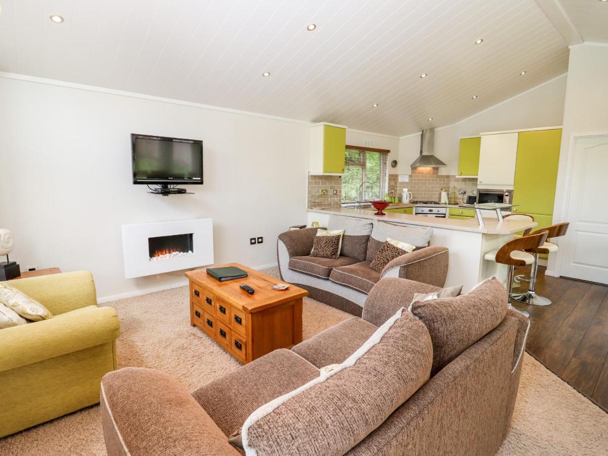 Oak Lodge - Housity
