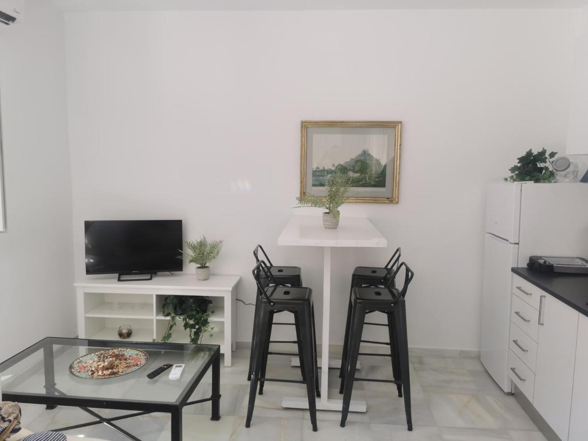 Apartamentos Sanlúcar Beach 2 y 3 - Housity