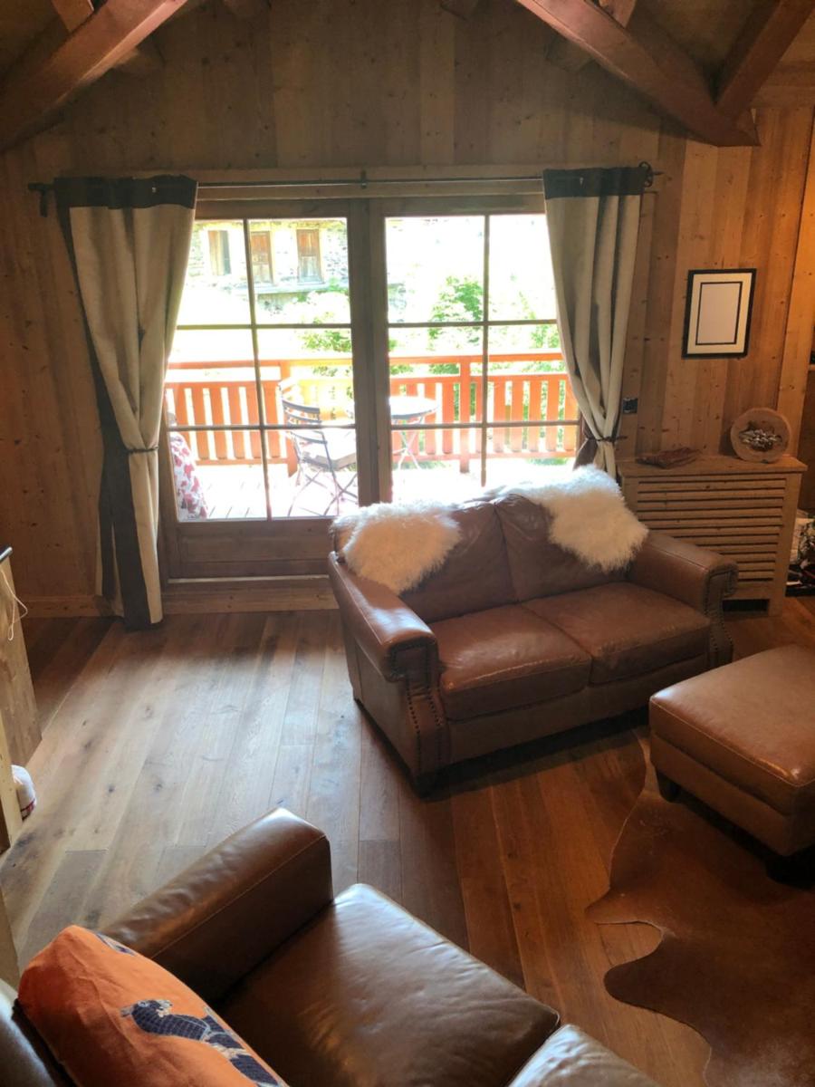 Chalet Rose - Housity