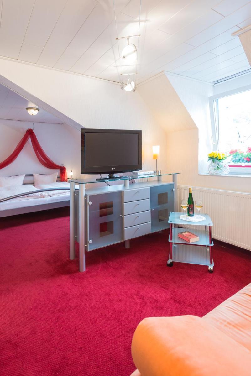 Moselromantik-Hotel zum Löwen - Housity