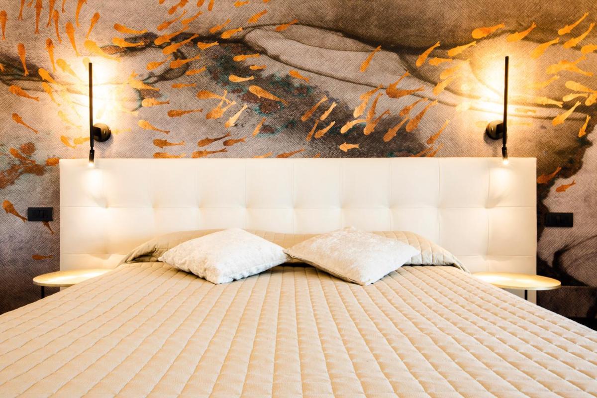Bellevue - Rooms & Suites - Housity