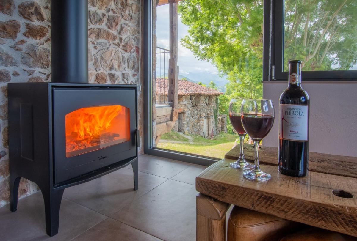 Pulieru - Picos de Europa views, designed for all seasons - Housity